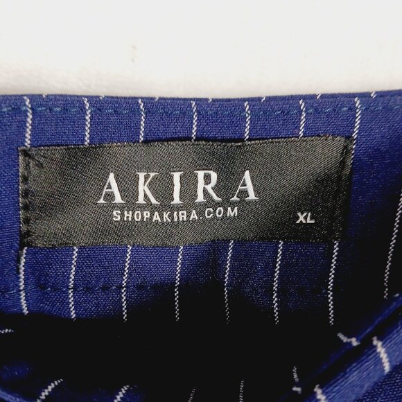 Akira, "What's the Tea" Navy Pinstripe Mini Pleated Skirt, Size XL, Inner Shorts - Picture 2 of 11